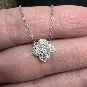 ✨ Moissanite Clover Pendant Necklace – S925 Sterling Silver (17”)